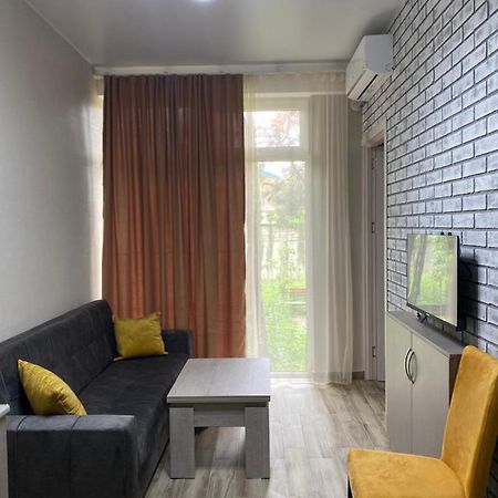 Lovely And Cozy Apartament In Τυφλίδα Εξωτερικό φωτογραφία